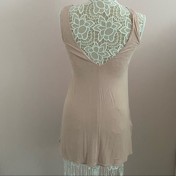 BCBGeneration flowy tank top - Picture 2 of 7